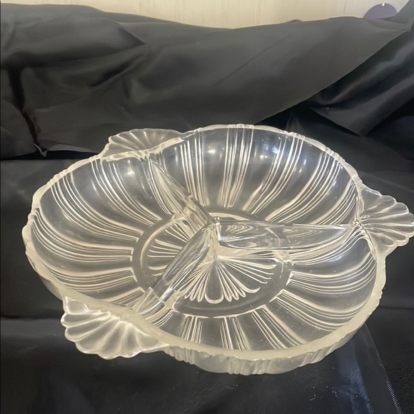 Elegant Clear Glass Divided Serving Dish - Picture 1 of 4